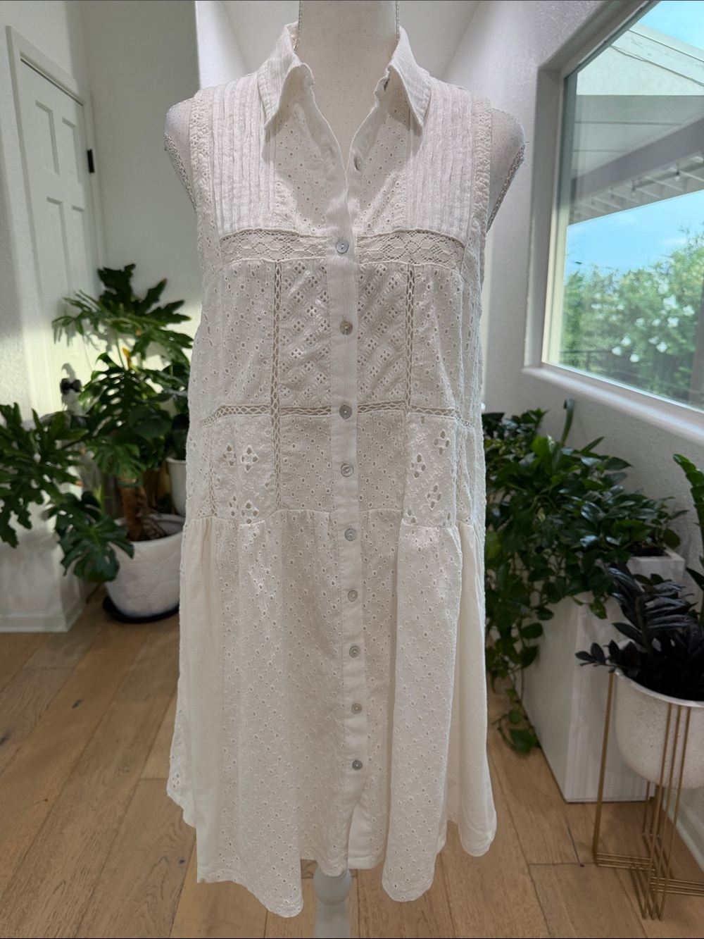 Lucky Brand White Eyelet Button-Up Sleeveless Tunic Dress 100% Cotton XS SZ 2